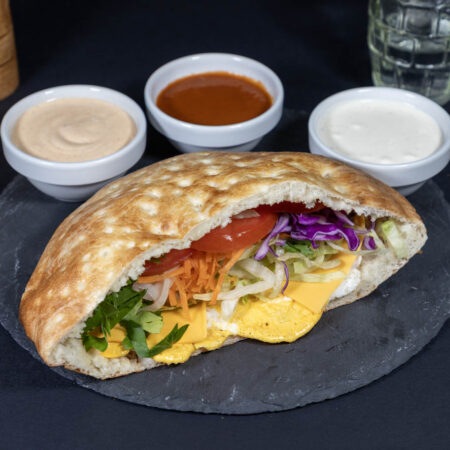 Doner kebab vegetal cu cascaval si ou